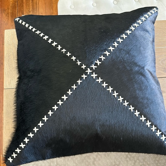 New Arhaus Black white hair on hide leather pillow cover linen suede whipstitch - Picture 9 of 16